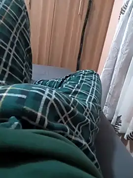 Snapshot of Cumboy2567 chatting on February 9, 6:47 pm Cumboy2567 online show from February 9, 6:47 pm