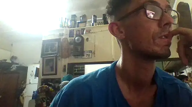 Invisibledickman online show from February 7, 8:10 pm