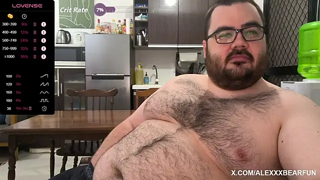 Snapshot of alexxxbear chatting on September 11, 8:19 pm alexxxbear online show from September 11, 8:19 pm
