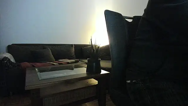 molicaremolicare online show from October 26, 4:47 am