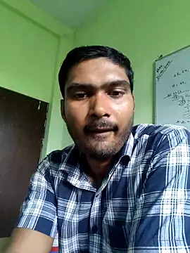 Snapshot of ccuteboyyyy chatting on September 15, 6:26 am ccuteboyyyy online show from September 15, 6:26 am