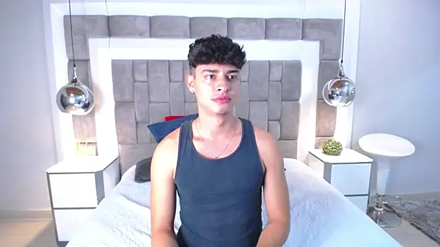 DrakeCollinss online show from February 12, 8:07 pm