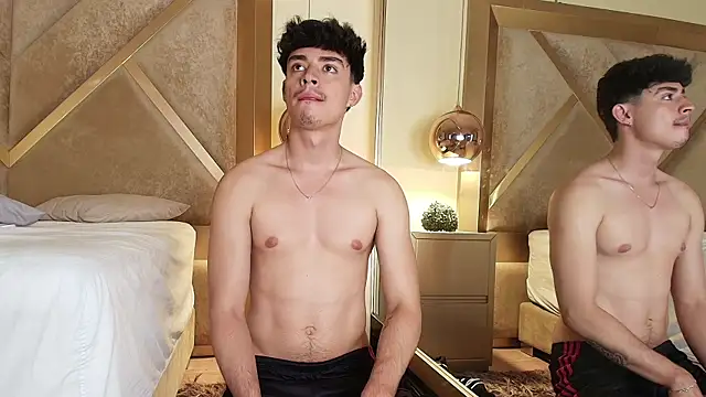 DrakeCollinss online show from September 28, 3:54 pm