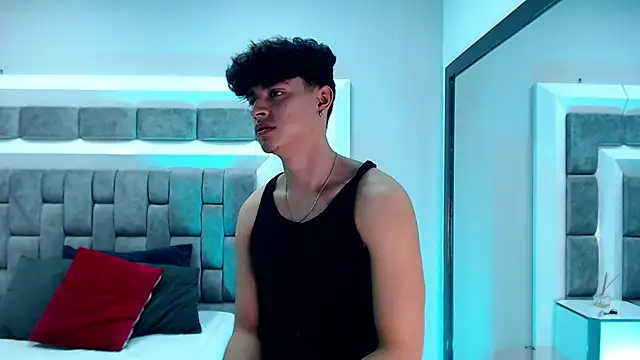 DrakeCollinss online show from March 22, 7:42 pm