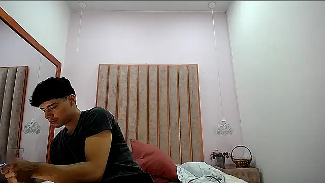 DrakeCollinss online show from September 27, 3:43 pm