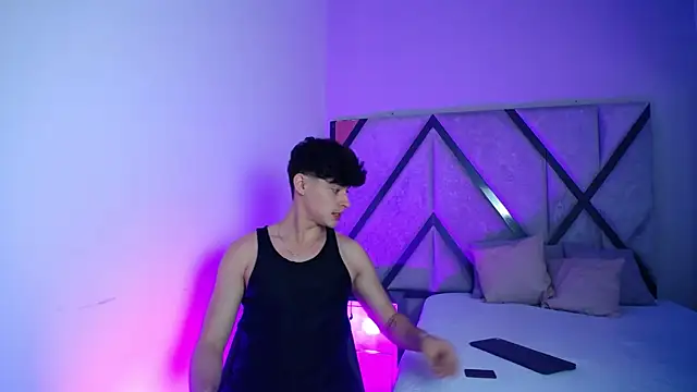 DrakeCollinss online show from March 16, 8:54 pm