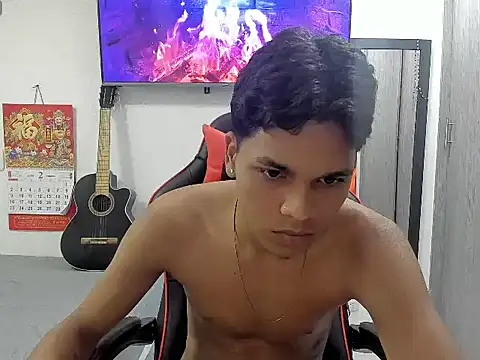 David Gil19 online show from March 5, 3:30 am