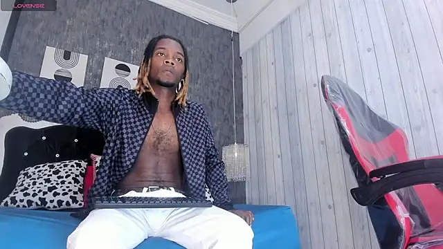 LooganX online show from February 12, 1:48 pm