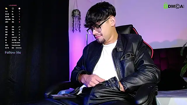 isaac-saenz online show from October 5, 12:14 am