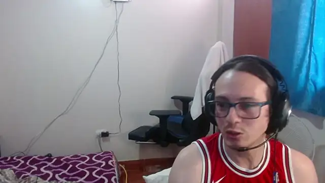 cholitohermoso online show from March 13, 5:28 pm