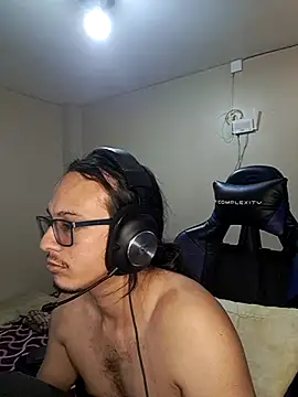 cholitohermoso online show from March 2, 10:02 pm