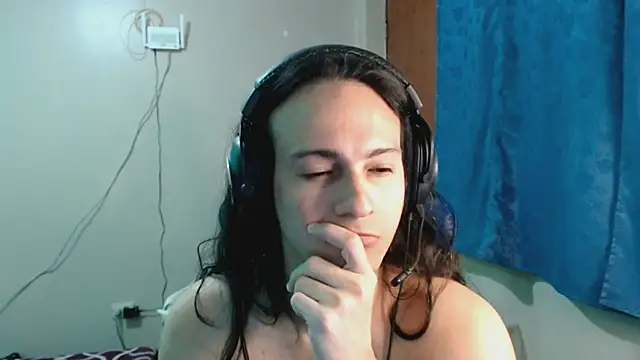 cholitohermoso online show from March 11, 2:32 am