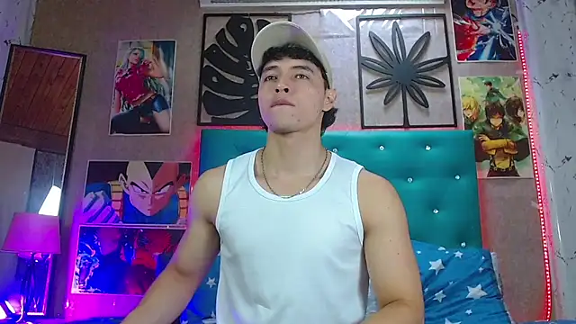 LiamAndrewzz online show from October 10, 6:13 pm