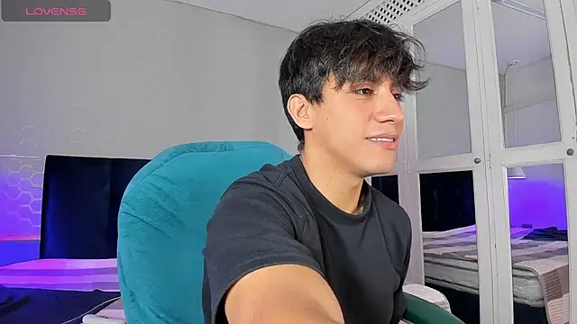 Allex Cano online show from February 7, 5:18 pm