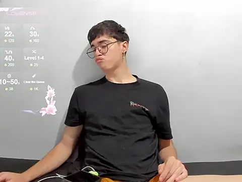 liam orion online show from November 17, 10:57 pm