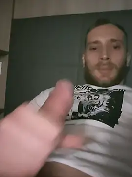 Snapshot of Lorenzz95 chatting on February 26, 9:46 pm Lorenzz95 online show from February 26, 9:46 pm