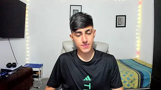 babymaik online show from October 17, 5:22 am