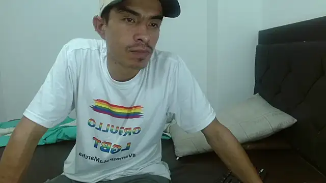 jhonny k online show from February 19, 3:36 am