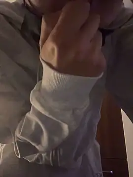 twinkperu18 online show from November 3, 12:15 am