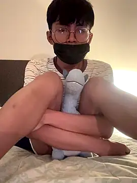 twinkperu18 online show from October 4, 3:11 am