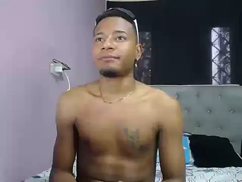 Liam Canales online show from February 20, 8:36 pm