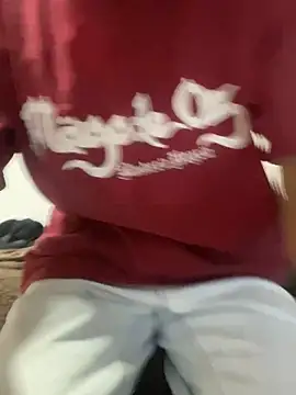 Erickhotddjots online show from November 7, 11:30 pm