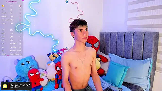 callum 77 online show from October 3, 5:56 am