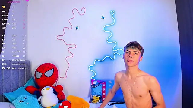 callum 77 online show from October 15, 8:11 am