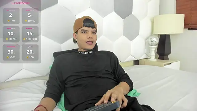 Axel Forte online show from October 20, 7:51 pm