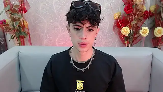 Snapshot of star_boyxx chatting on September 19, 9:58 pm star boyxx online show from September 19, 9:58 pm