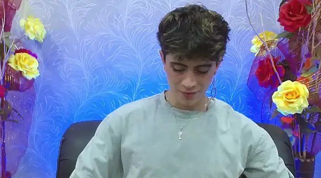 Snapshot of star_boyxx chatting on March 7, 7:38 pm star boyxx online show from March 7, 7:38 pm