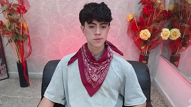 Snapshot of star_boyxx chatting on September 25, 8:52 pm star boyxx online show from September 25, 8:52 pm
