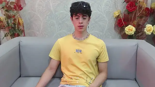 Snapshot of star_boyxx chatting on September 11, 9:03 pm star boyxx online show from September 11, 9:03 pm
