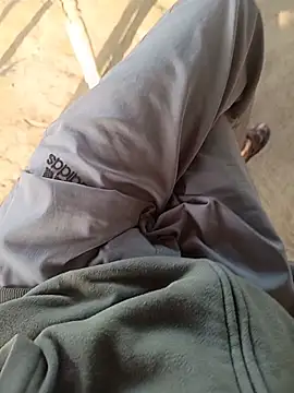 Delhi BoyBigcock online show from December 14, 2:51 am