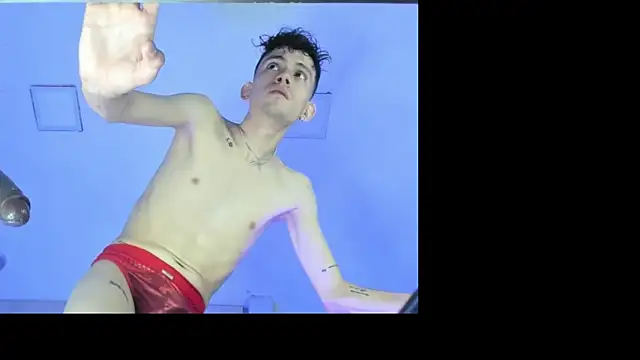 ValentinoMoreti online show from November 23, 6:02 am