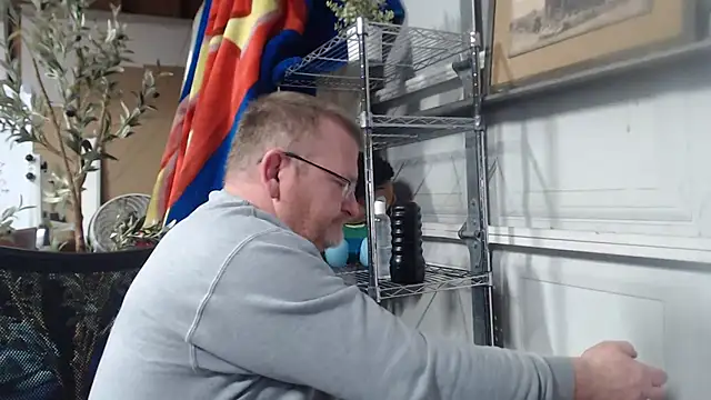 Randomoldguy615 online show from March 1, 1:11 am