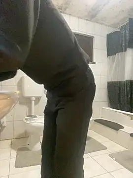 rogerdik76 online show from March 3, 6:21 am