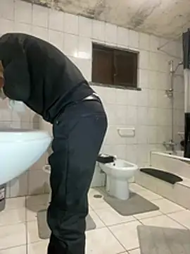 rogerdik76 online show from February 10, 6:29 am