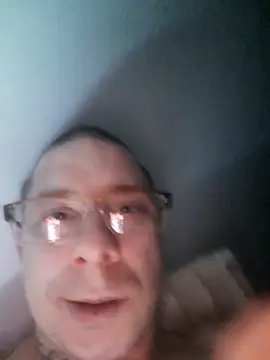 Snapshot of seksowny1990 chatting on February 28, 10:50 pm seksowny1990 online show from February 28, 10:50 pm