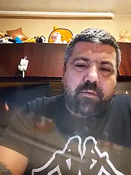 Snapshot of Alexander18edd chatting on October 2, 4:22 pm Alexander18edd online show from October 2, 4:22 pm
