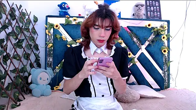 Snapshot of charly__evans chatting on October 7, 7:51 pm charly evans online show from October 7, 7:51 pm