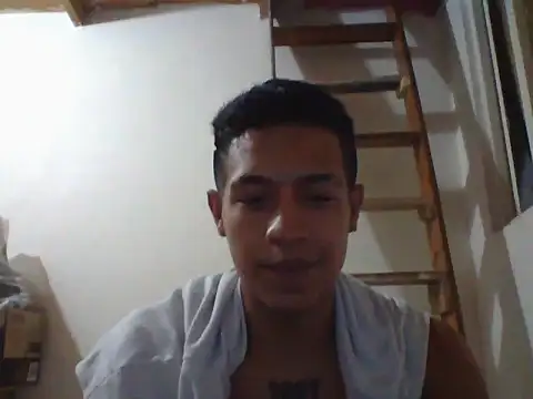 Snapshot of TuVergaRica69 chatting on March 21, 7:00 am TuVergaRica69 online show from March 21, 7:00 am