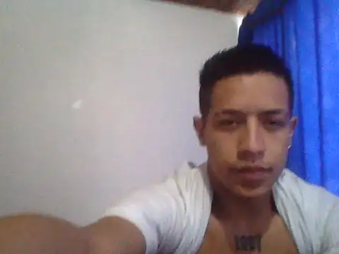 Snapshot of TuVergaRica69 chatting on March 20, 8:51 pm TuVergaRica69 online show from March 20, 8:51 pm