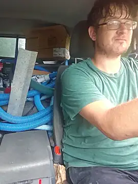 dylanroberts1995 online show from May 25, 6:47 pm