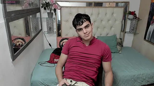 heiker  online show from September 17, 2:29 pm