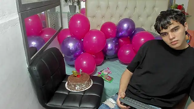 heiker  online show from October 16, 3:25 am