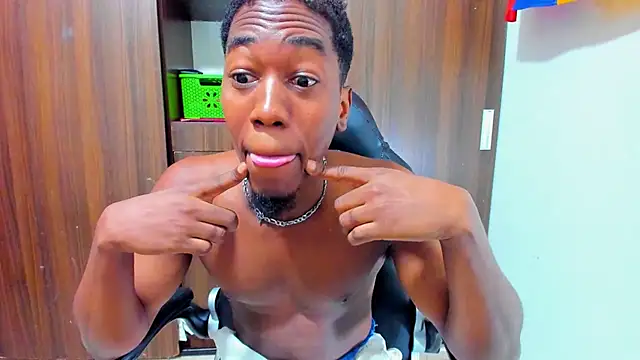 Dreamastercum  online show from March 2, 10:06 pm