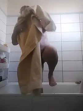 coolbrady17 online show from November 12, 3:56 am