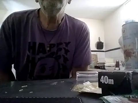 coolbrady17 online show from March 18, 6:39 am