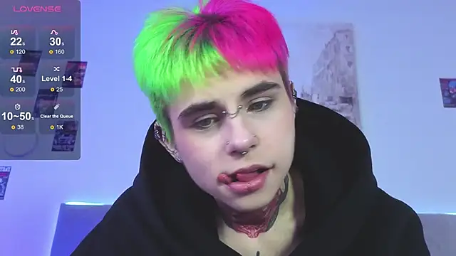 Alex Vallley online show from October 9, 8:36 pm